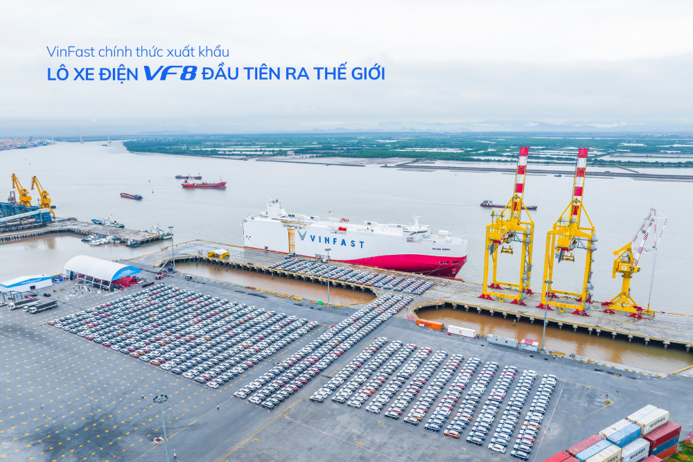 dự kiến giao xe VF 8 là bao giờ?